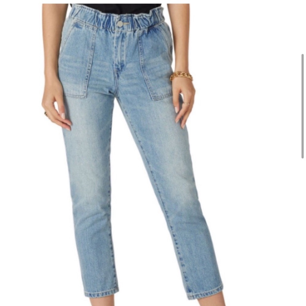 Blank Jeans